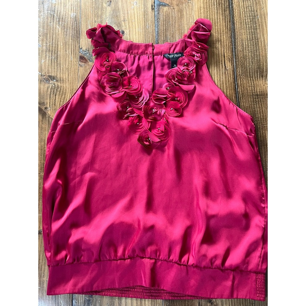 White House Black Market Pink Floral Appliqué Sleeveless Satin Blouse